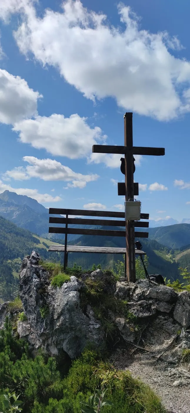 Karlkreuz (1220m), Kampermauer (1394m) zum Schwarzkogel (1554m) und Tannschwärz (1533m)