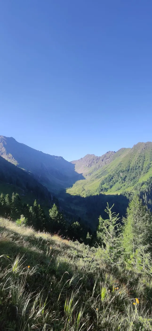 Seekarlsee (2140m) - Seekarlscharte (2302m) & Mittereck (2469m)